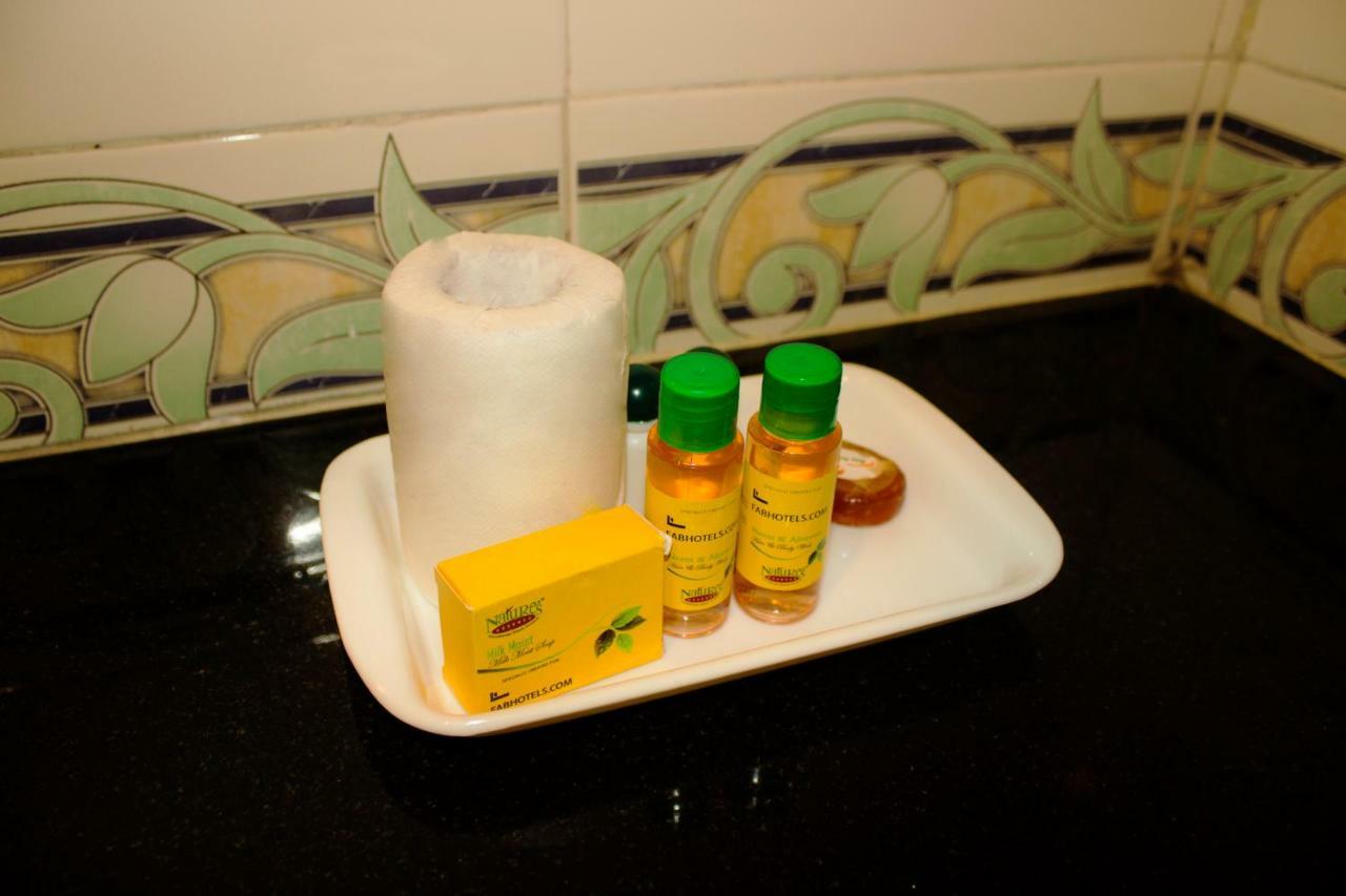 Fabhotel Kings L Grand Mysore Bagian luar foto
